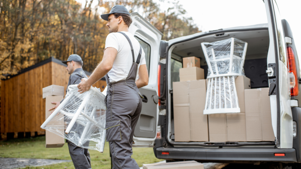movers using moving supplies from their list